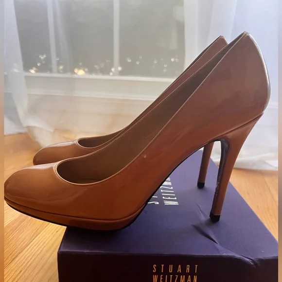 STUART WEITZMAN Pumps - Picture 8 of 10